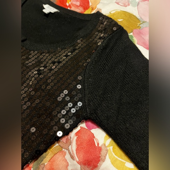 NEW! Black cropped sweater, sequin front, button up. Size: Medium - Picture 7 of 8